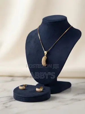 3pcs Radiant Moon Curved Jewelry Set