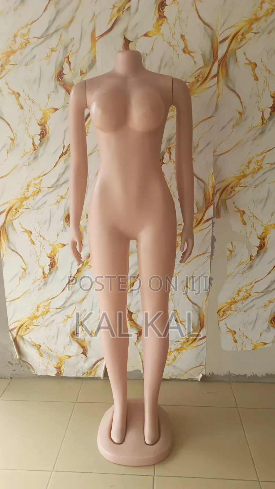 Female Mannequin