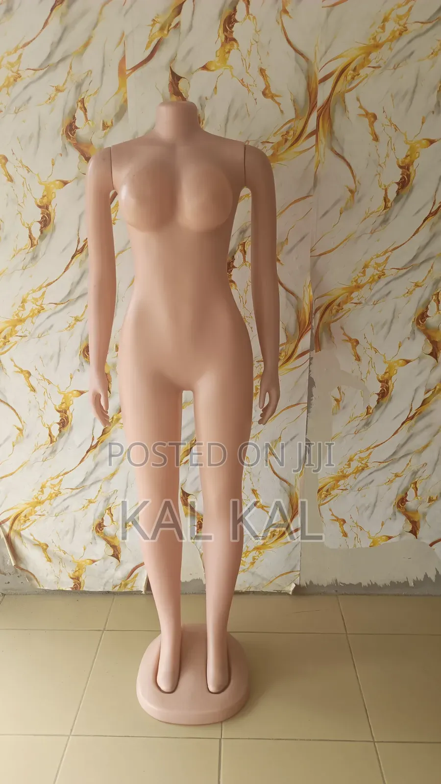 Female Mannequin