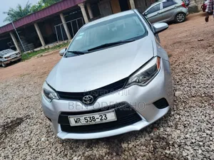 Toyota Corolla 2018 Silver