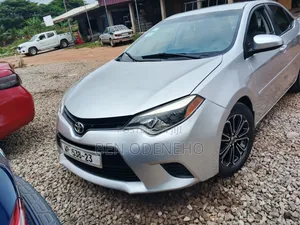 Toyota Corolla 2018 Silver