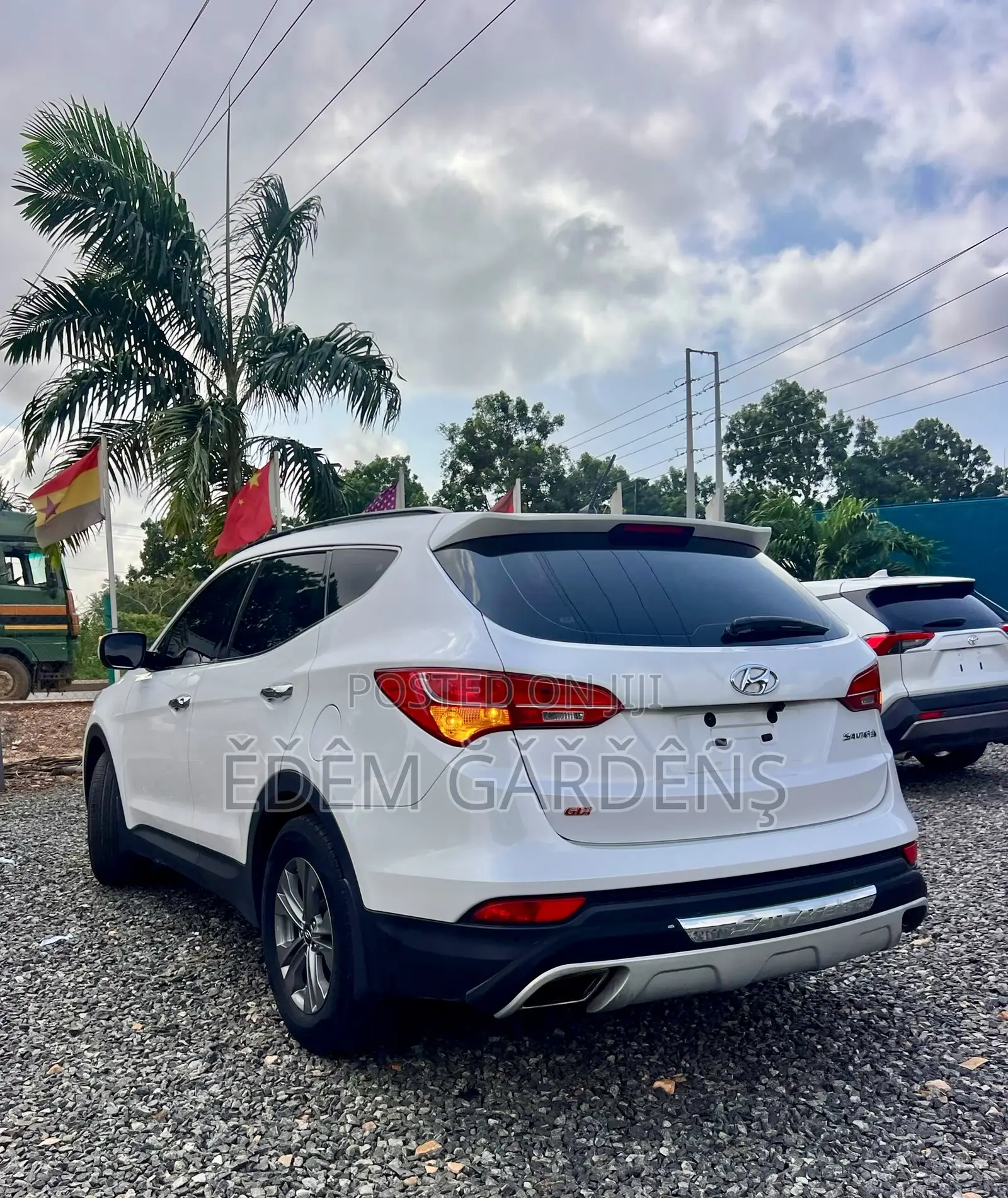 Hyundai Santa Fe 2015 White