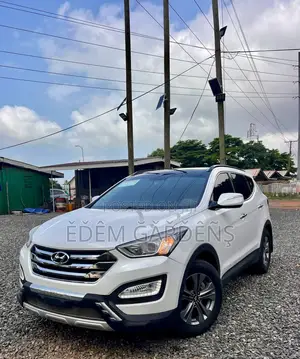 Hyundai Santa Fe 2015 White