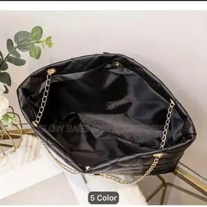 Quilted Chain Shoulder Tote Bag