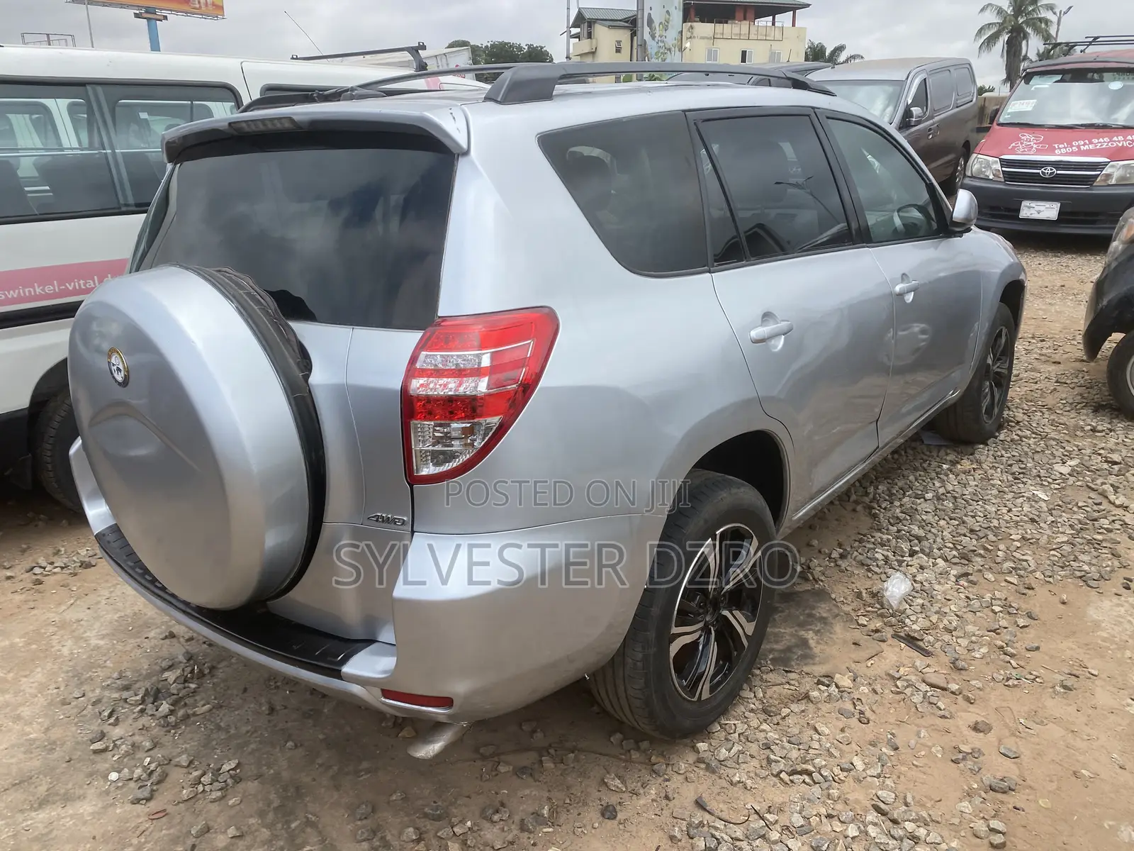 Toyota RAV4 2012 Silver