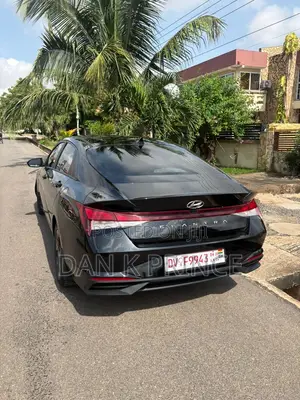 Hyundai Elantra Limited 2021 Black