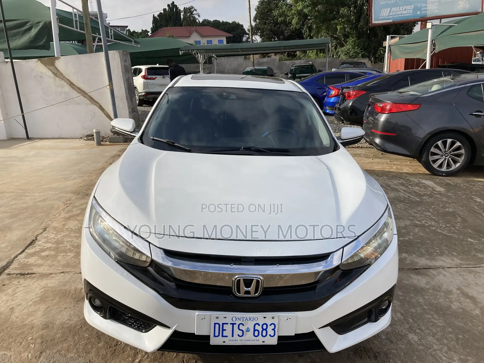 Honda Civic Touring 2dr Coupe (1.5L 4cyl) 2017 White