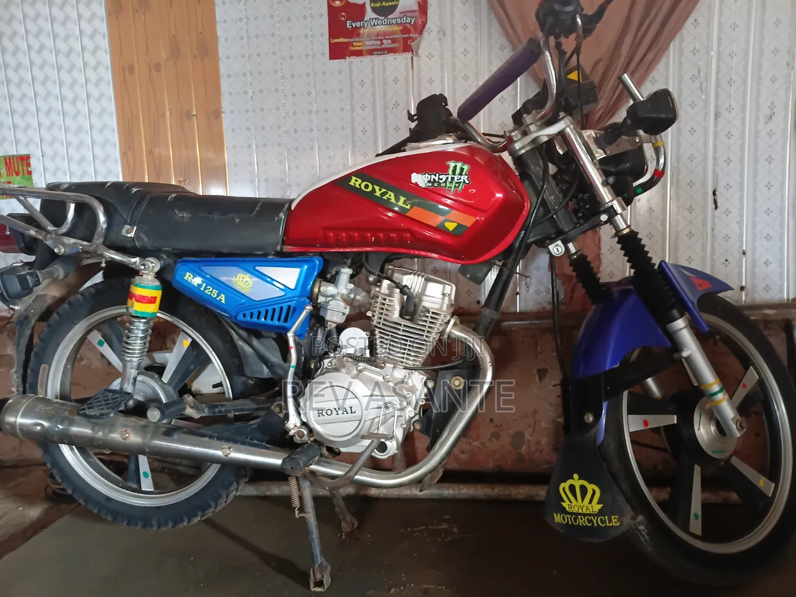 New Royal RY125 2024 Red