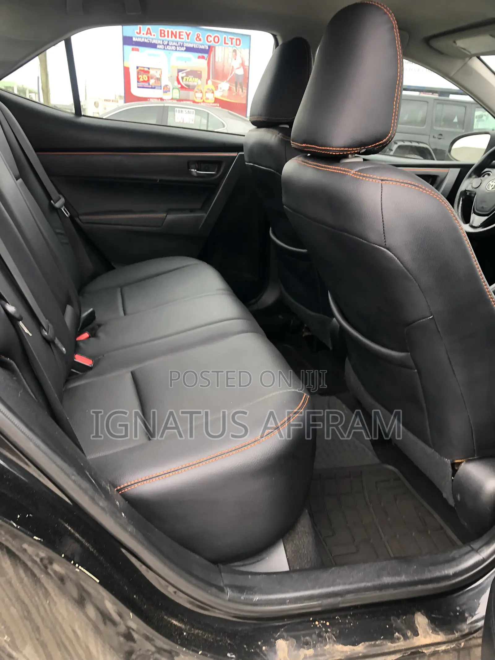 Toyota Corolla SE Special Edition 4dr Sedan (1.8L 4cyl CVT) 2017 Black