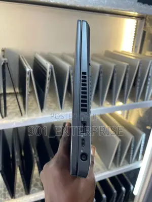 Laptop Dell Latitude 7390 8GB Intel Core i5 SSD 256GB