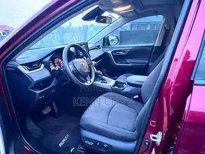 Toyota RAV4 2020 Red