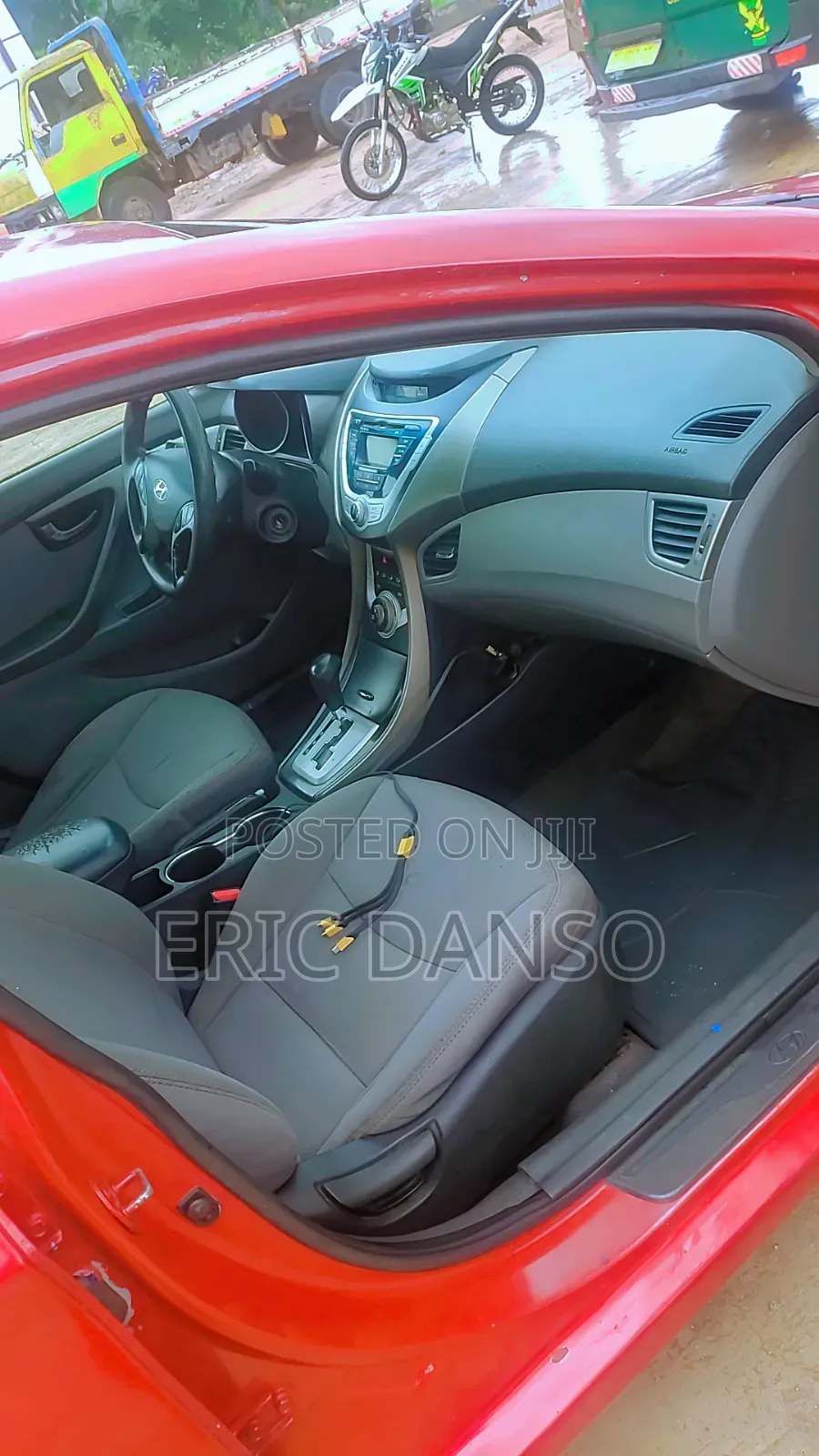 Hyundai Elantra 2013 Red
