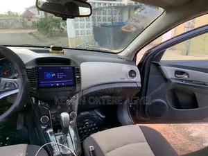 Chevrolet Cruze LTZ 2012 Brown
