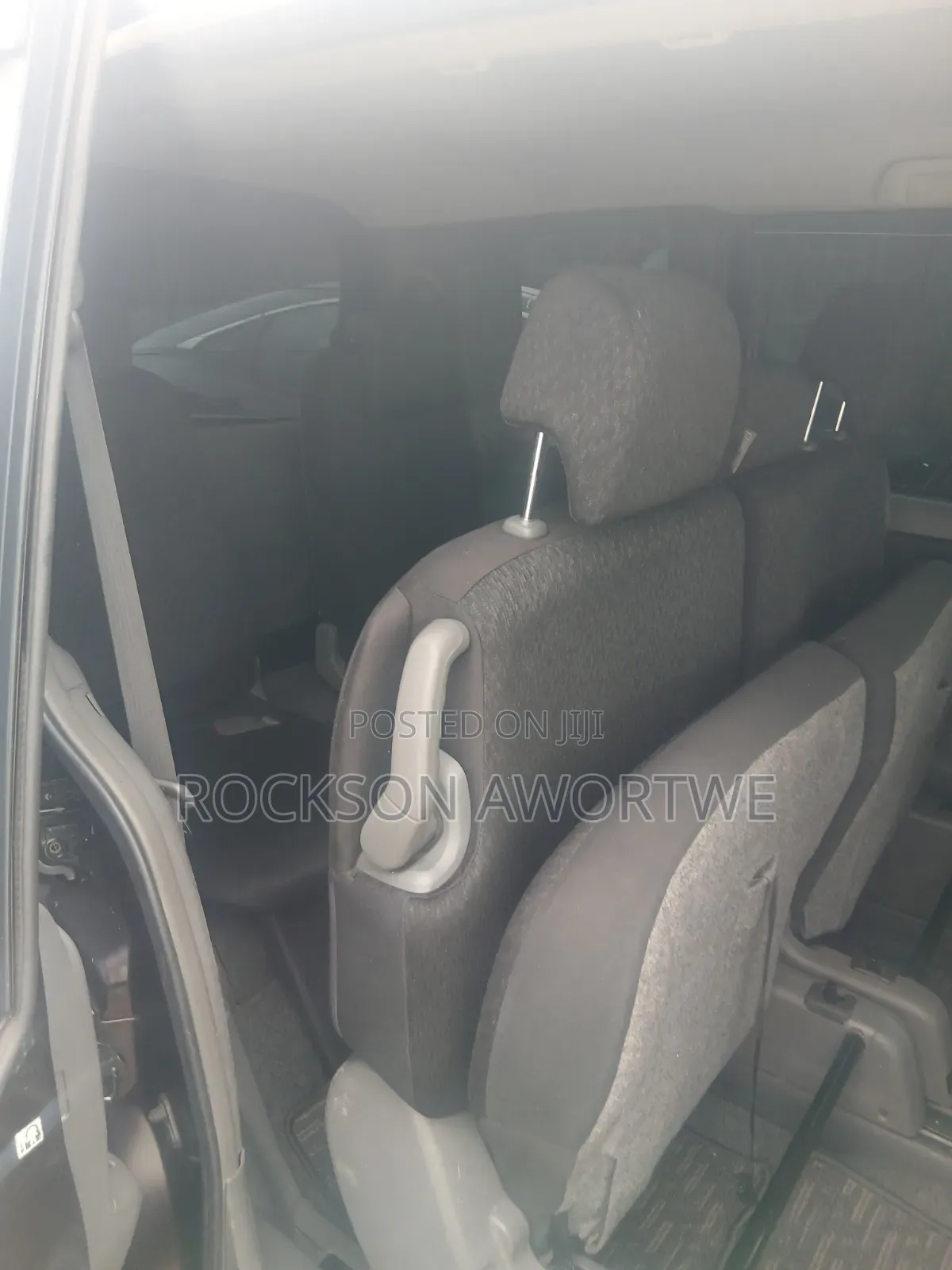 Toyota Sienta 2013 Brown