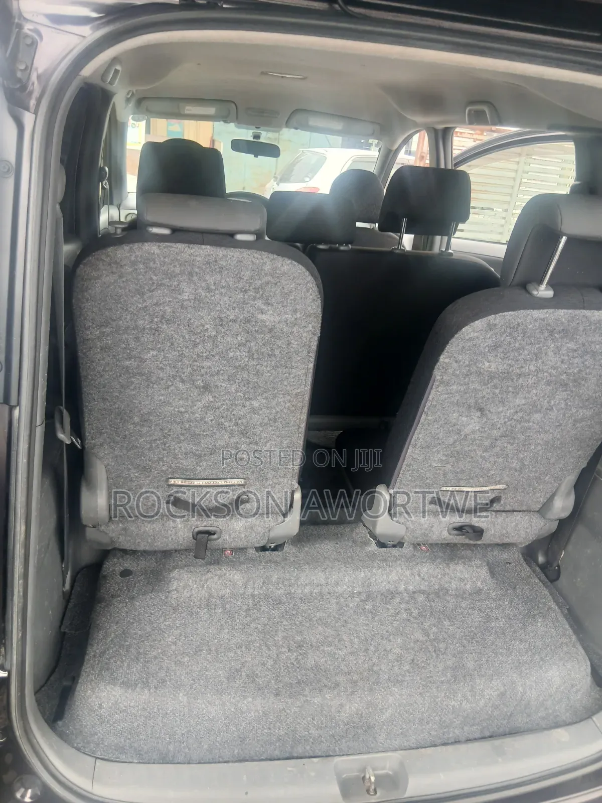 Toyota Sienta 2013 Brown