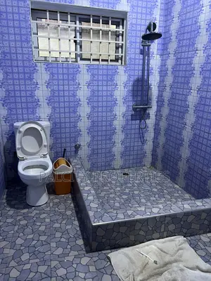5bdrm House in Atonsu Palcity, Kumasi Metropolitan for rent