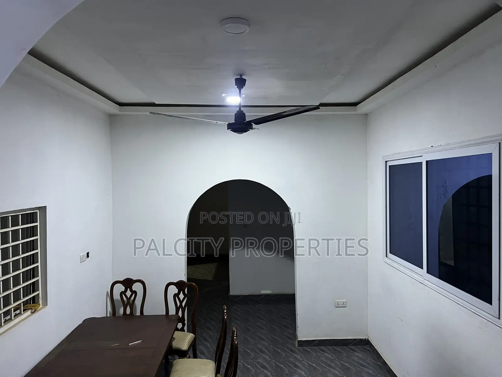 5bdrm House in Atonsu Palcity, Kumasi Metropolitan for rent