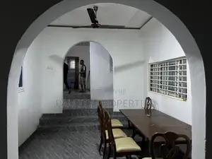 5bdrm House in Atonsu Palcity, Kumasi Metropolitan for rent
