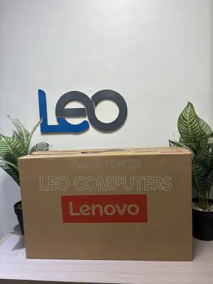 New Laptop Lenovo V15 8GB Intel Core i3 SSD 256GB