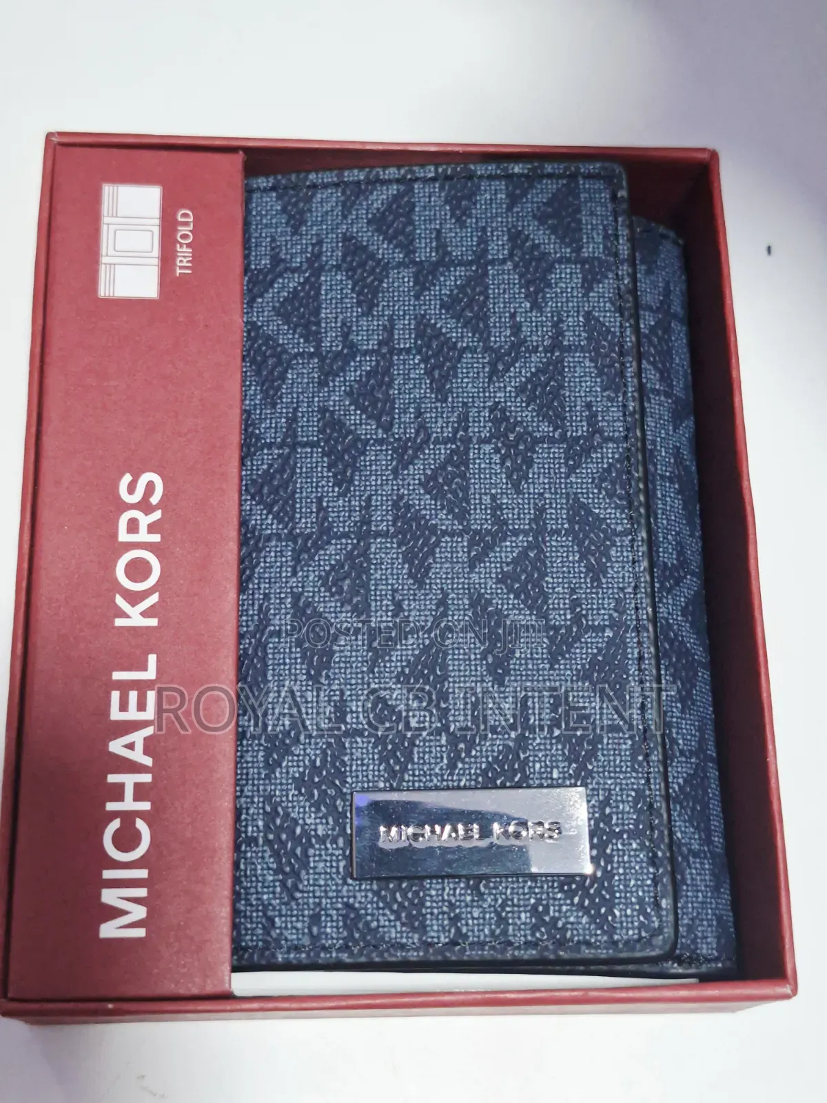 Executive Ties and Wallet
