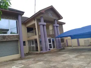 6bdrm House in Gbawe Bluecross for rent