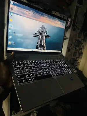 Laptop HP ProBook 450 32GB Intel Core i5 SSD 512GB