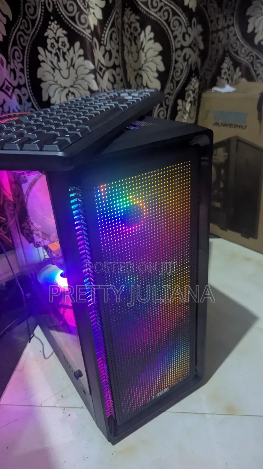 Desktop Computer 16GB AMD Ryzen 5 SSD 1.5T
