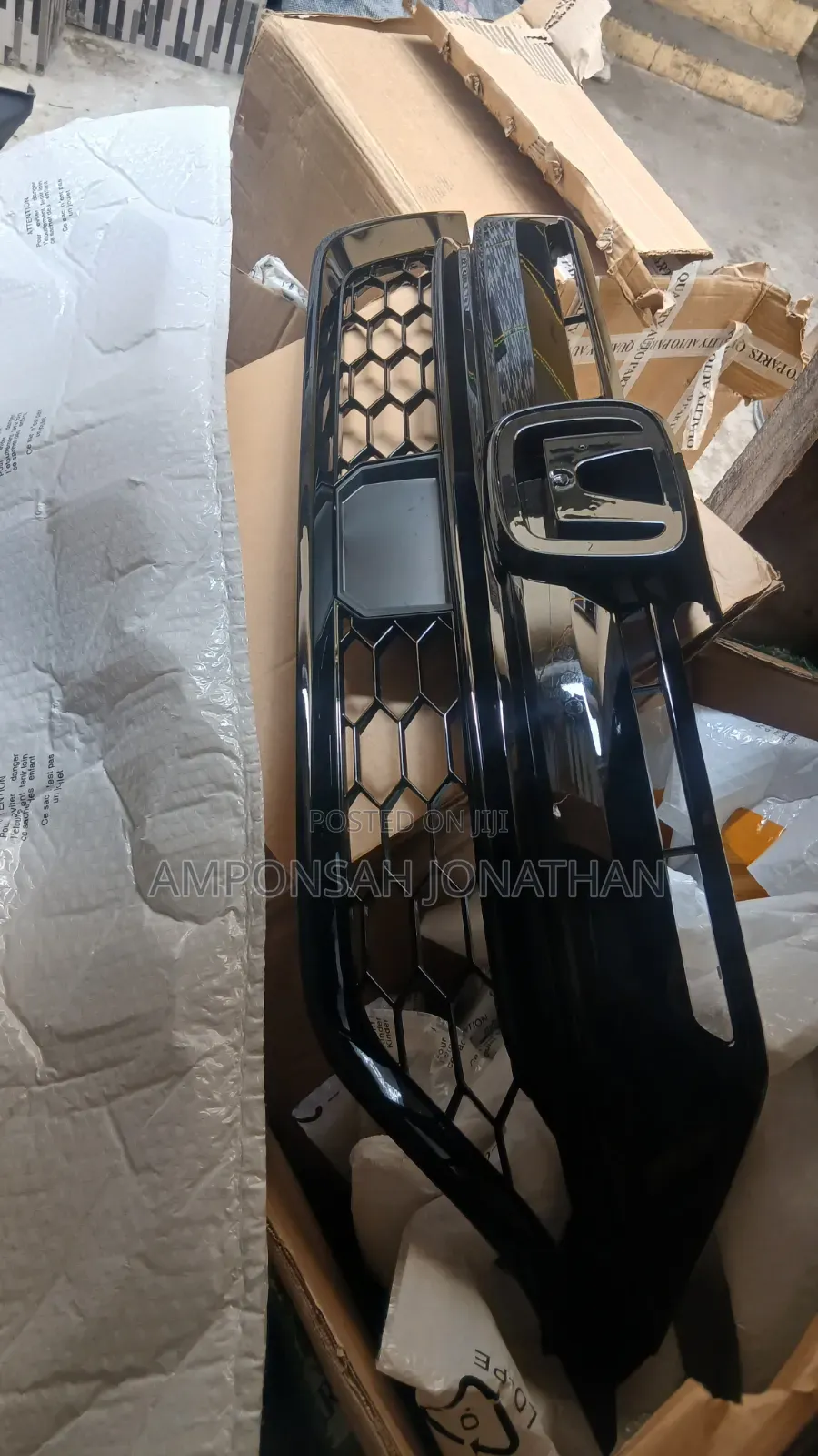 CRV 2020 TO 2022 Front Grill / Shells With Rader Cover