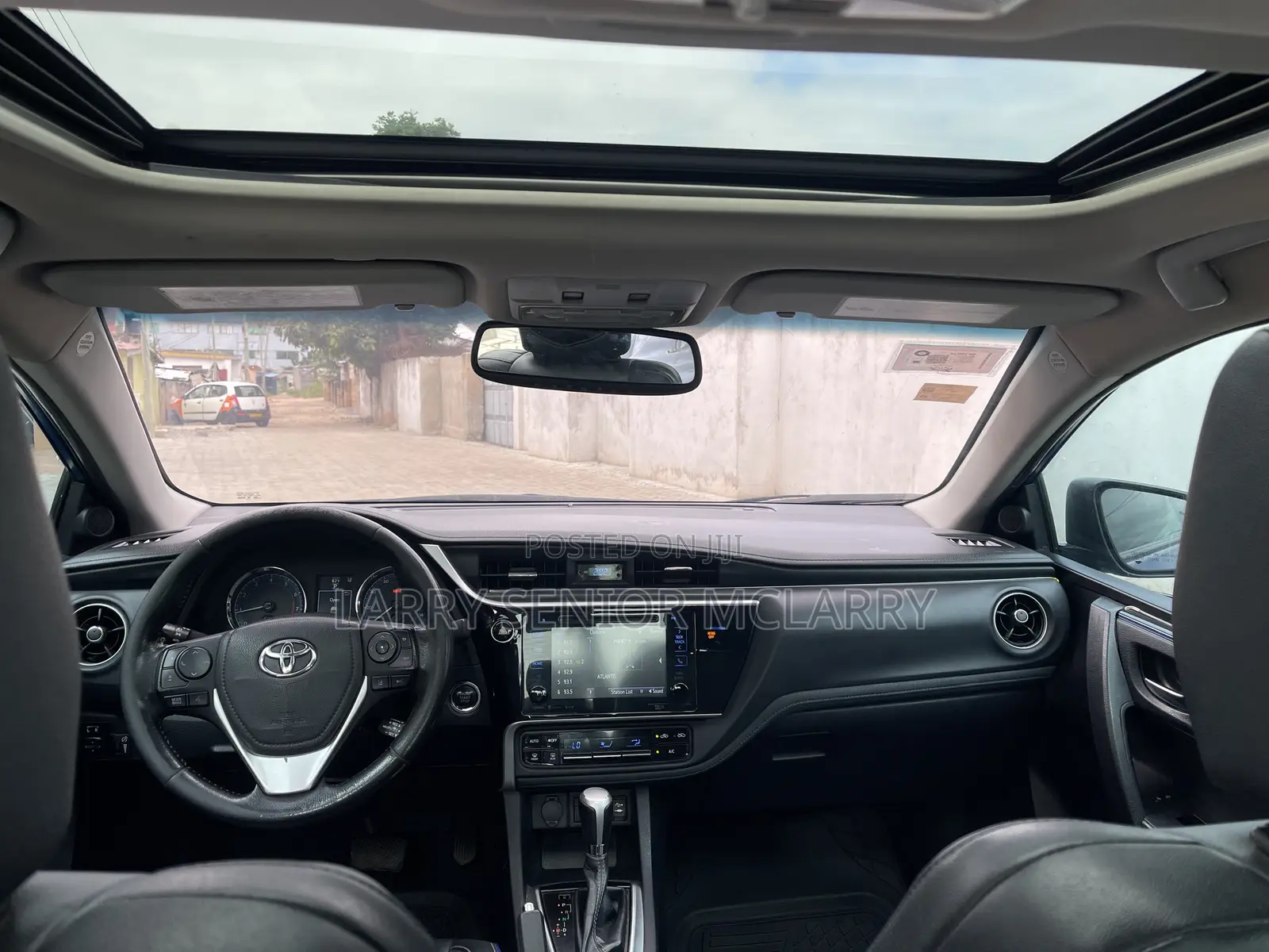 Toyota Corolla XSE (1.8L 4cyl 2A) 2019 Blue