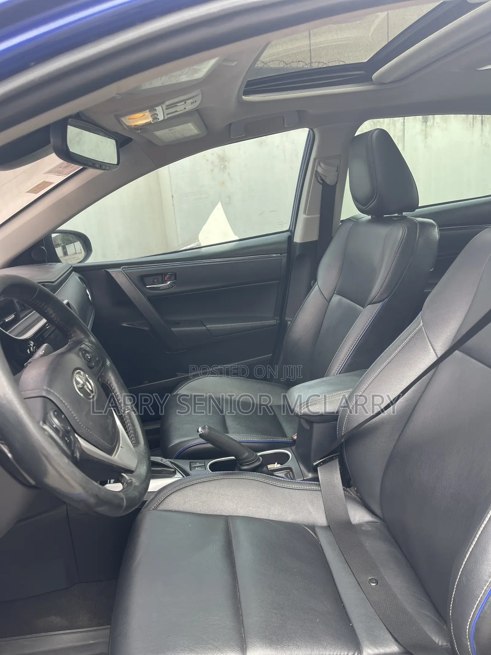 Toyota Corolla XSE (1.8L 4cyl 2A) 2019 Blue