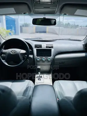 Toyota Camry 2.4 LE 2008 Red