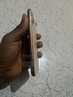 Apple iPhone 11 Pro 64 GB Gold