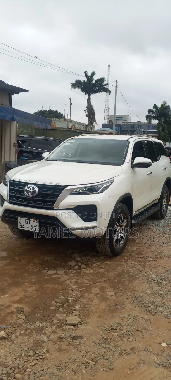 Toyota Fortuner 2021 White