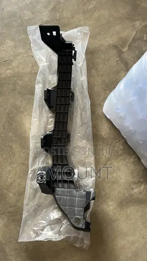 Honda HRV- 2023 Headlight Seat/Locker
