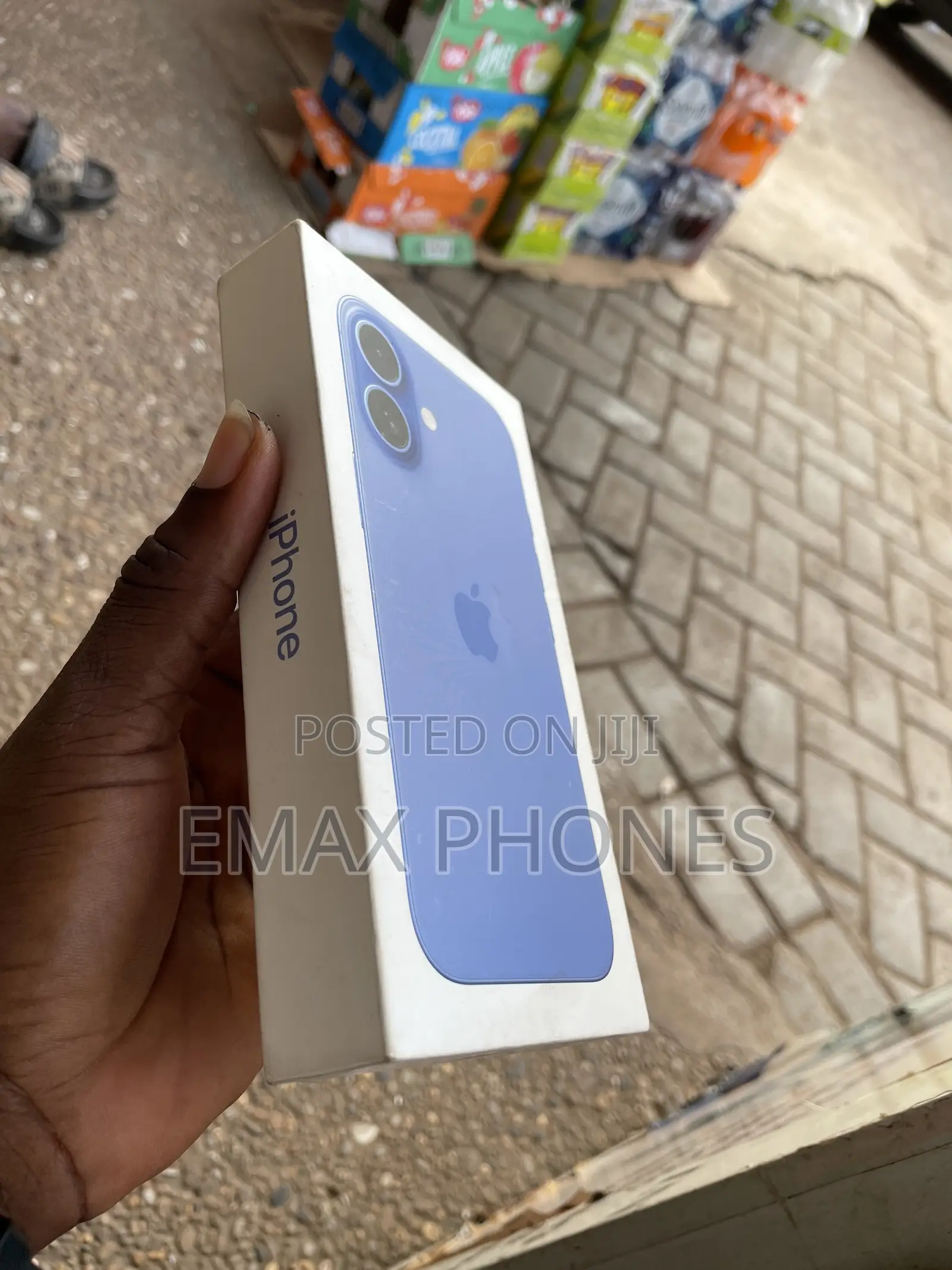 New Apple iPhone 16 128 GB Blue