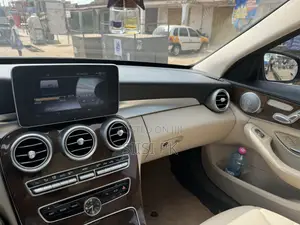 Mercedes-Benz C300 Base 4Matic Sedan AWD (2.0L 4cyl 7A) 2016 Blue