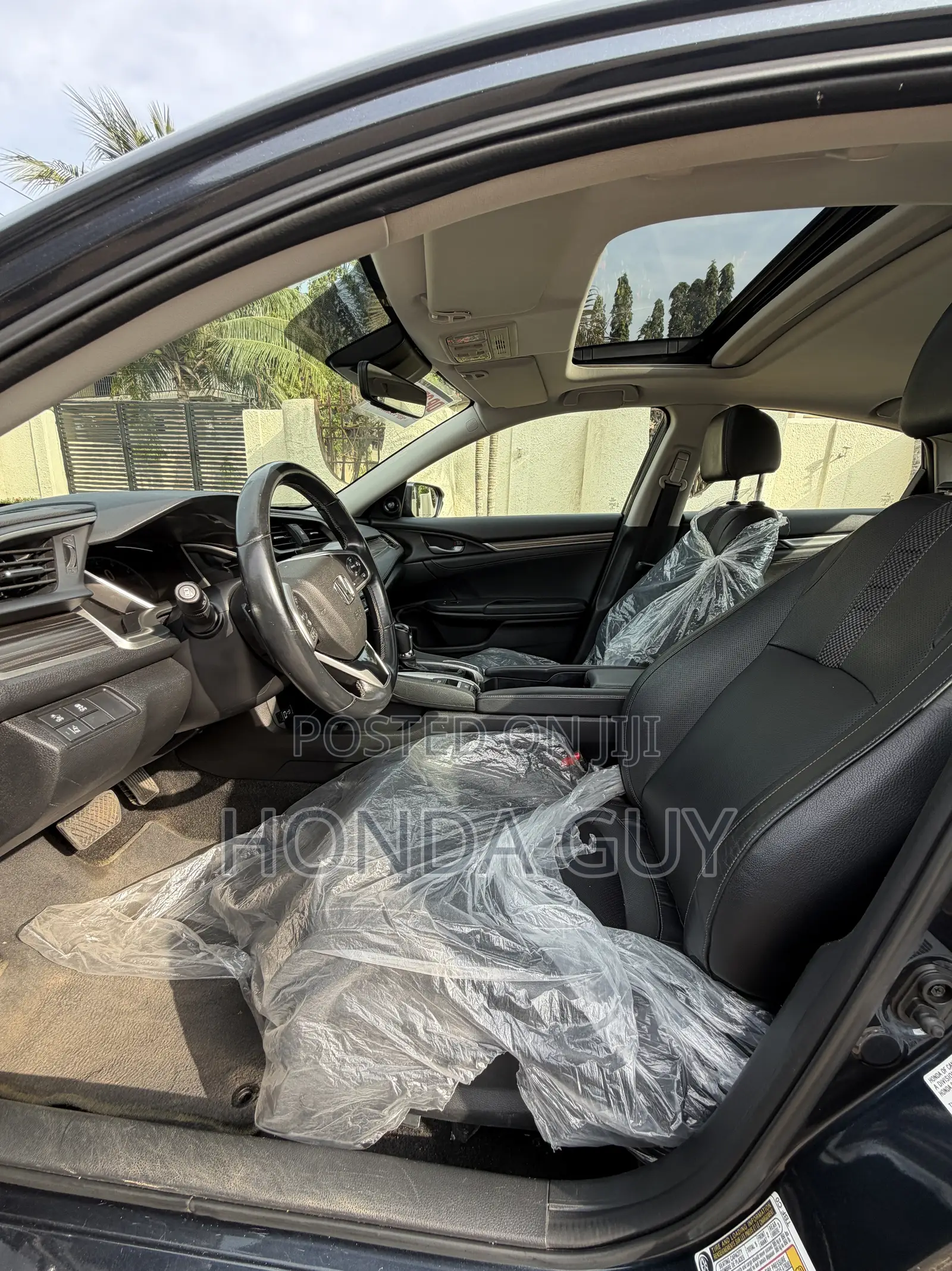 Honda Civic Touring Sedan 2019 Gray