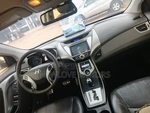 Hyundai Elantra 2013 Silver