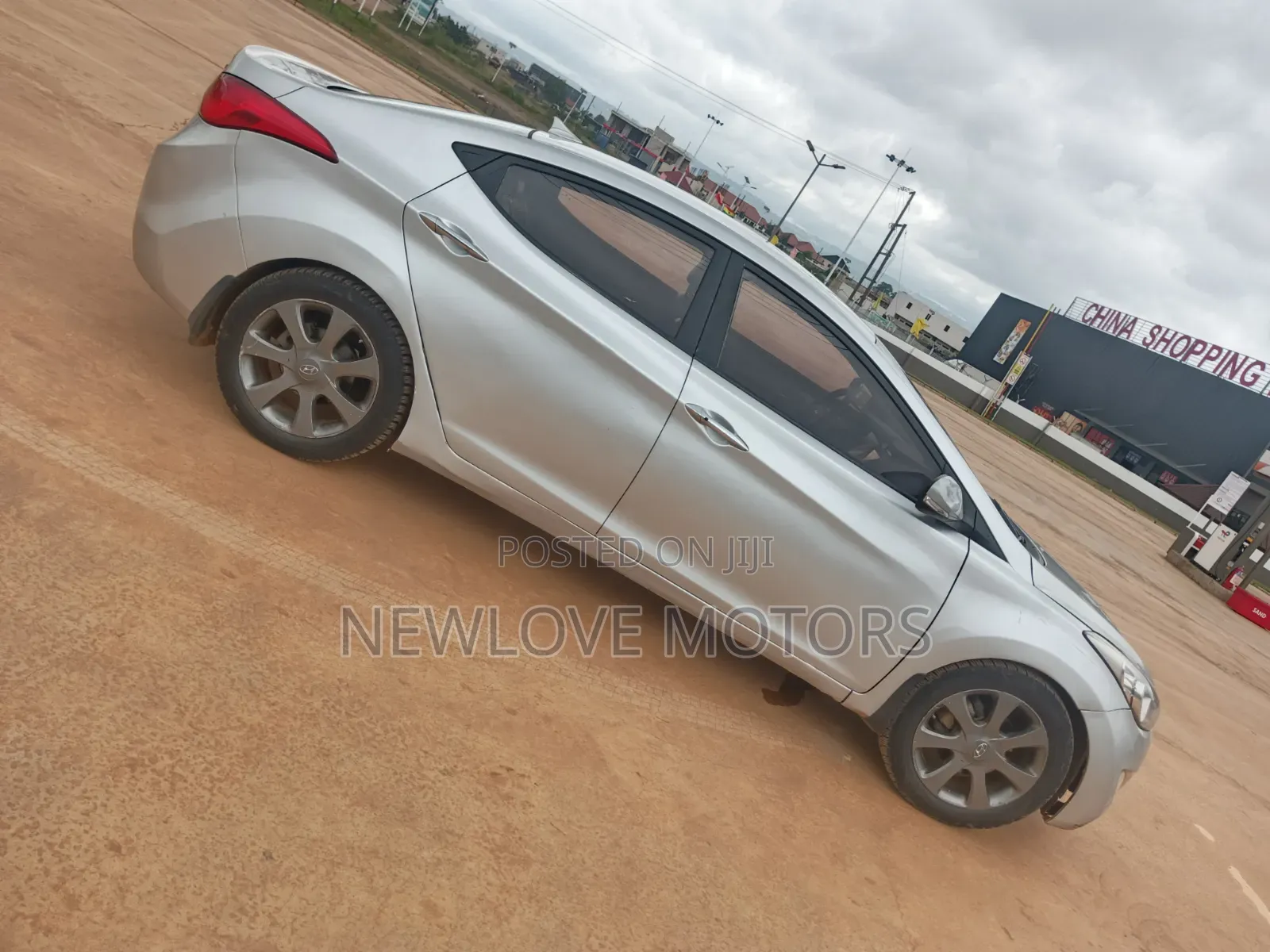 Hyundai Elantra 2013 Silver