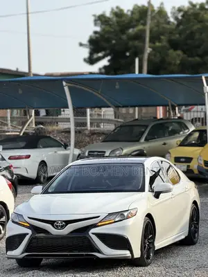 Toyota Camry XSE V6 2024 White