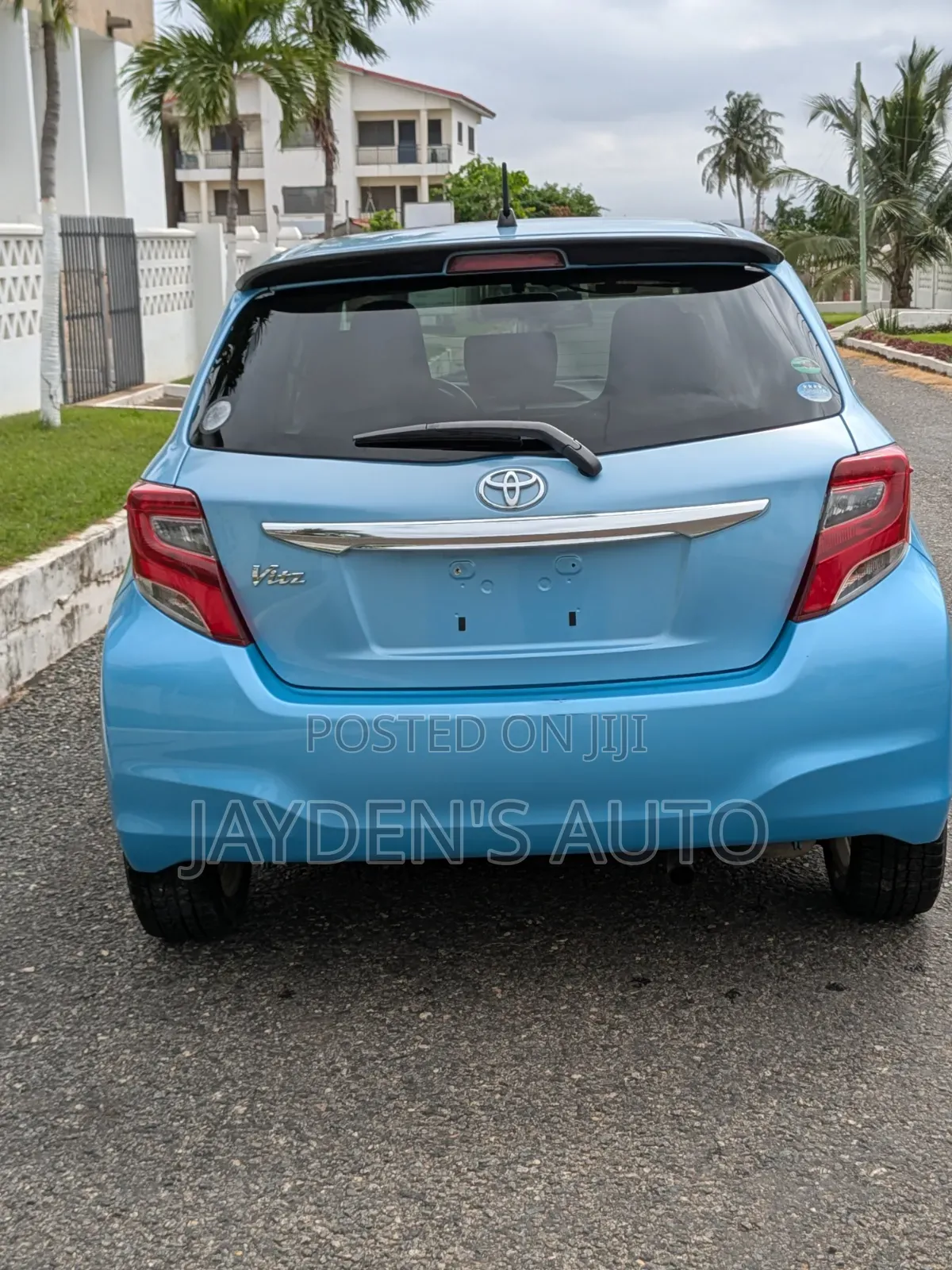 Toyota Vitz 2014 Blue