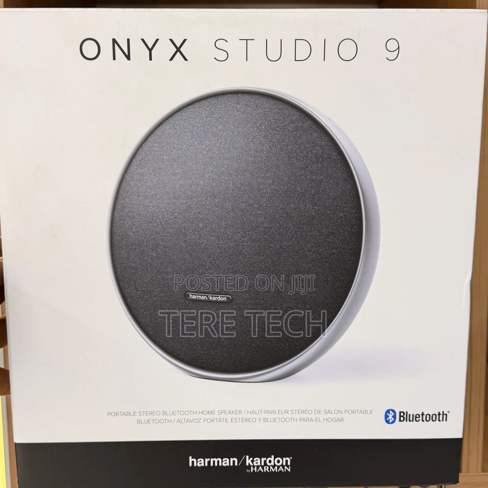 Onyx Studio 9