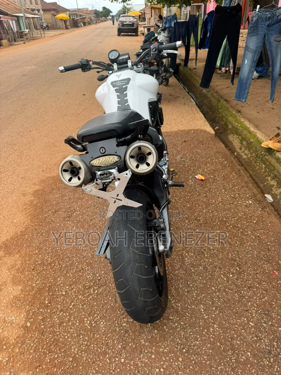 Yamaha FZ 2022 White