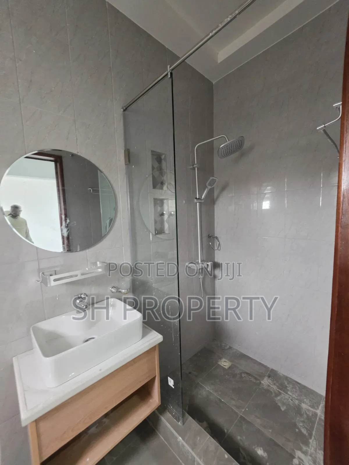 2bdrm Apartment in East Legon Hills, Lake Side Estate for rent