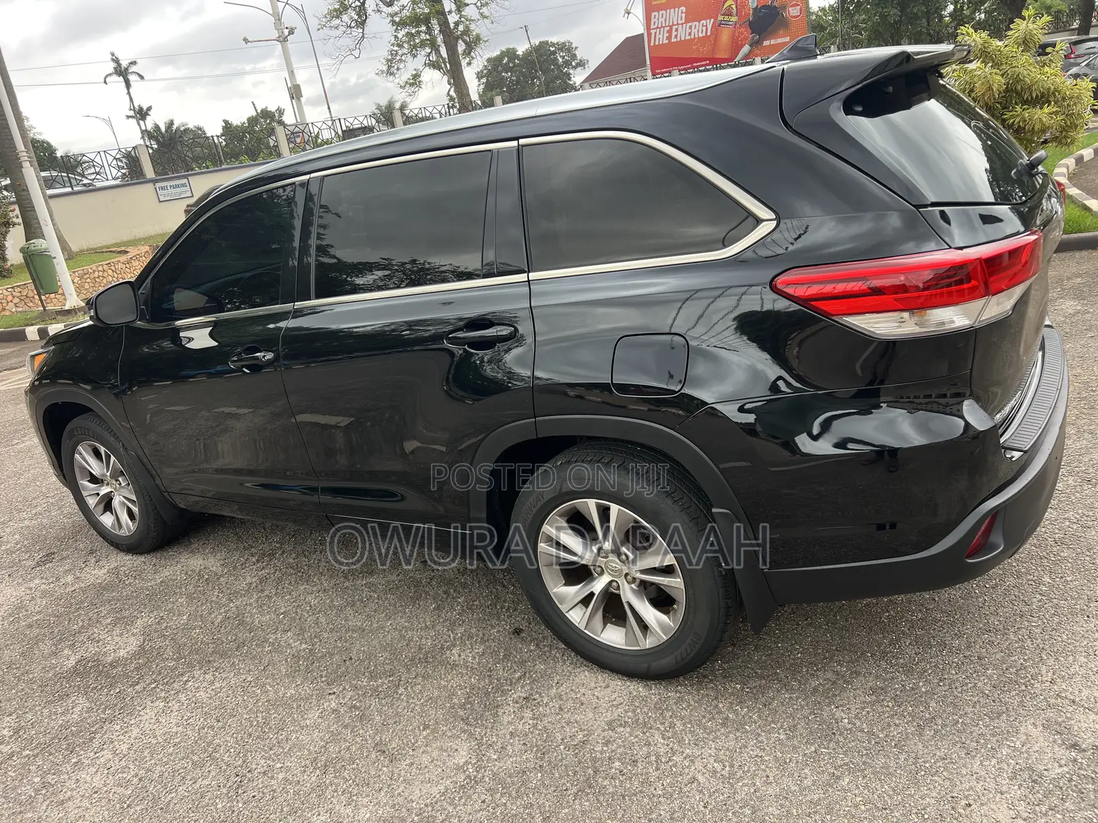 Toyota Highlander XLE V6 4x4 (3.5L 6cyl 6A) 2016 Black
