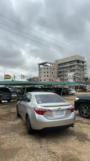 Toyota Corolla S 4dr Sedan (1.8L 4cyl CVT) 2016 Silver