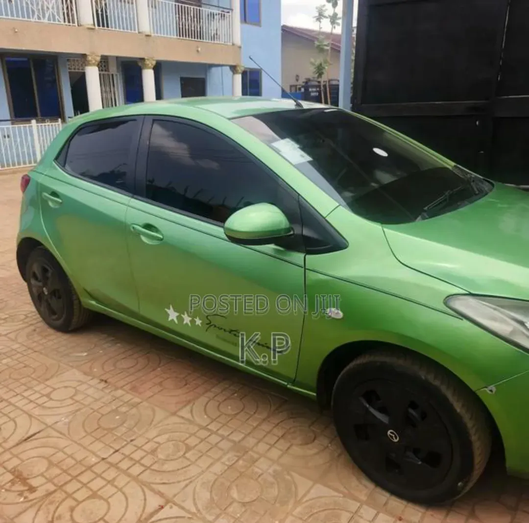 Mazda 2 2012 Green