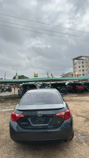 Toyota Corolla S 4dr Sedan (1.8L 4cyl CVT) 2016 Blue
