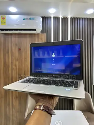 Laptop HP EliteBook 840 G3 8GB Intel Core i5 HDD+SSD 500GB