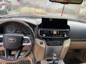 Toyota Land Cruiser 2015 Black